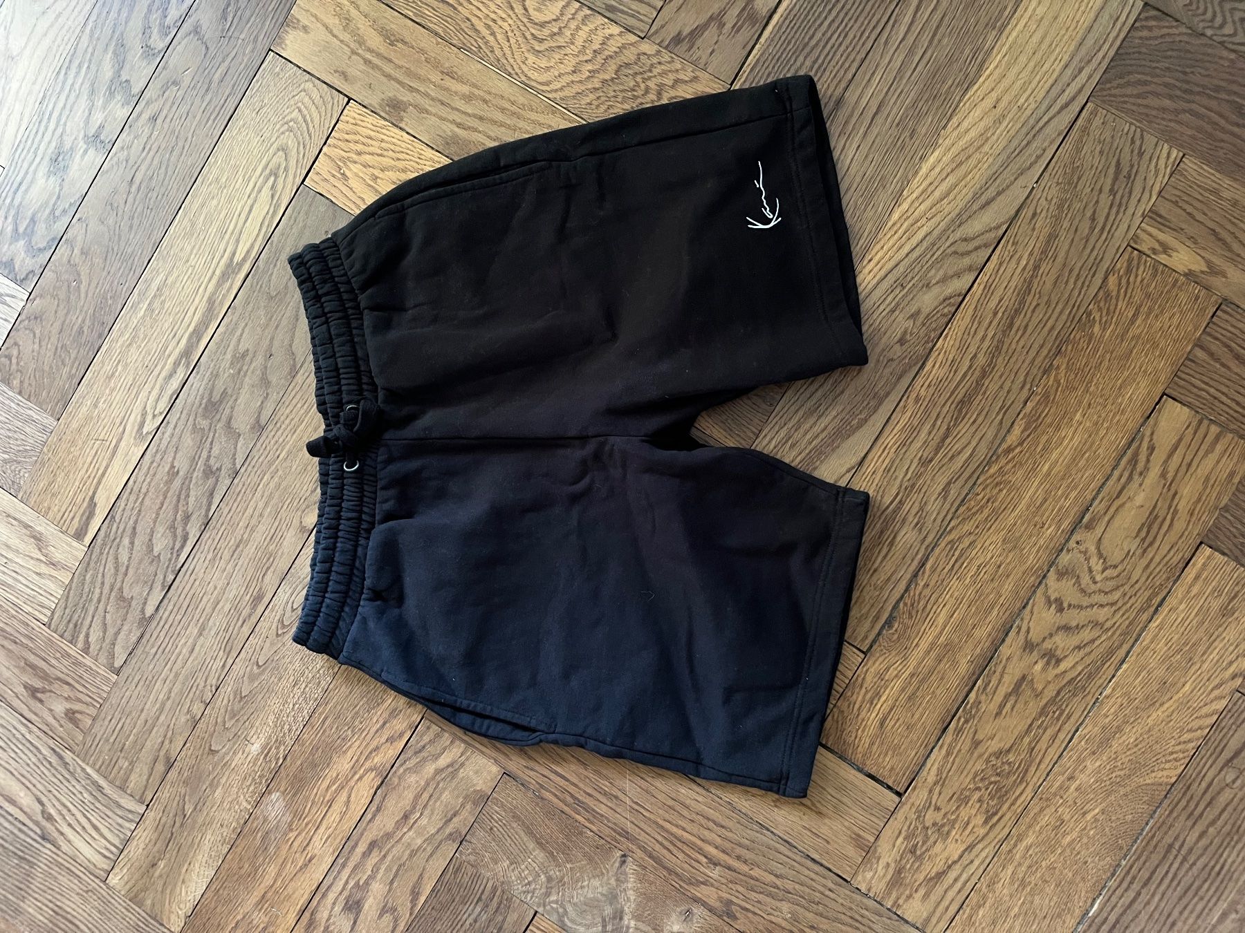 Hosen: Kani Shorts – Neu (gemäss Beschreibung) aus Langnau i. E. von Nurifree